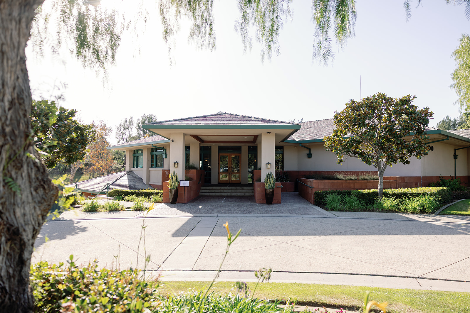 Exterior shot of Coyote Hills Golf Course in Fullerton, CA. 